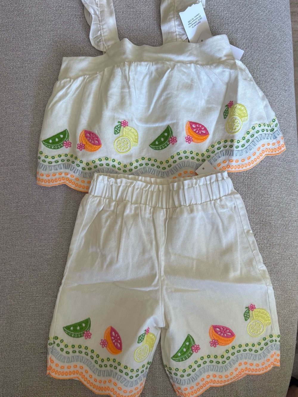 Matching Capri and Tank Set